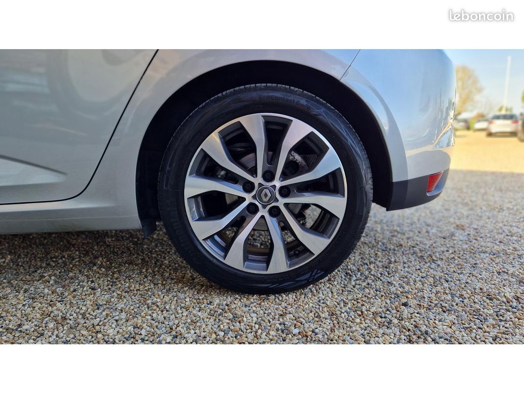 RENAULT MEGANE Mégane 1.5 Blue dCi - 115 - BV EDC 2023 IV BERLINE Techno PHASE 2 (image 50)