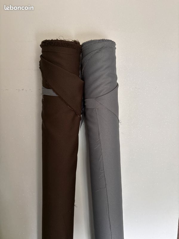 Rouleau de tissu (image 1)