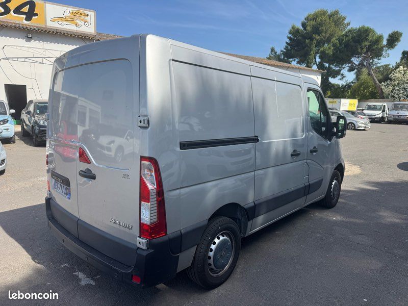 Renault l1h1 dci 110 ch confort (image 2)
