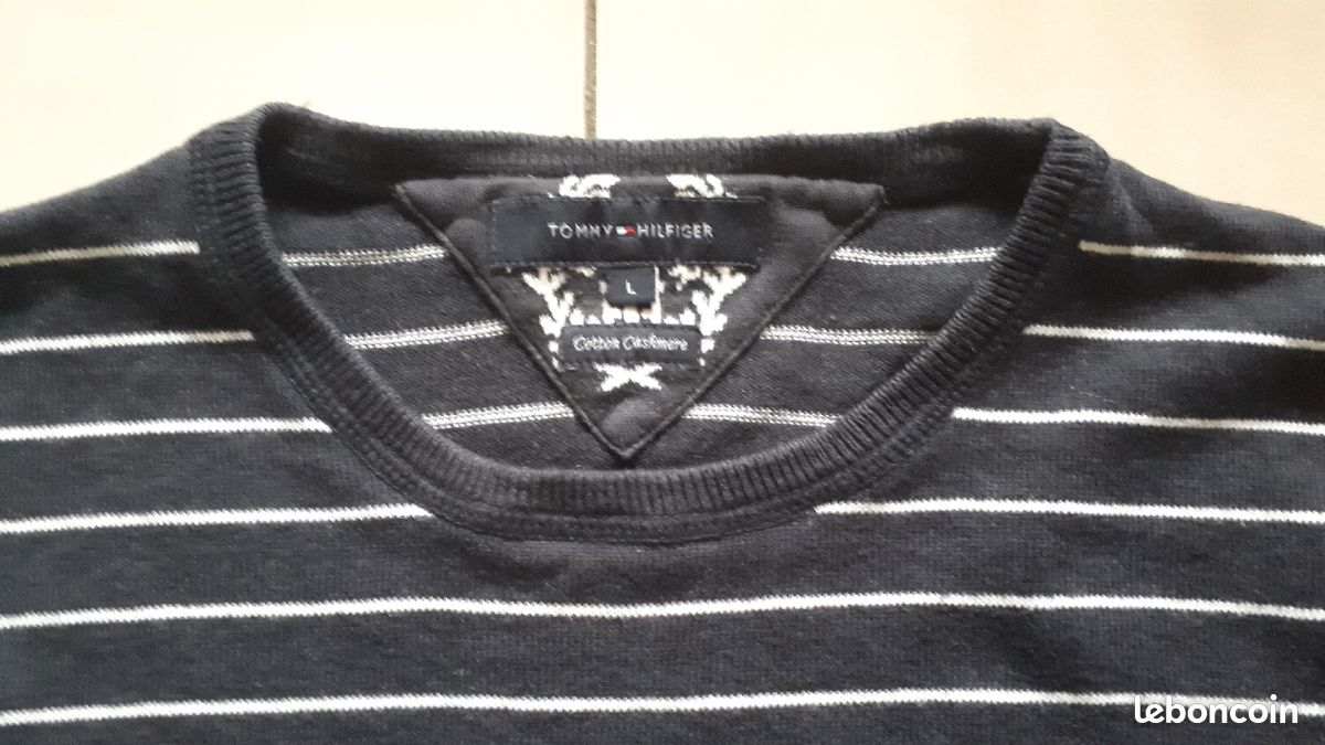Pull bleu à rayures Tommy Hilfiger taille L (image 3)