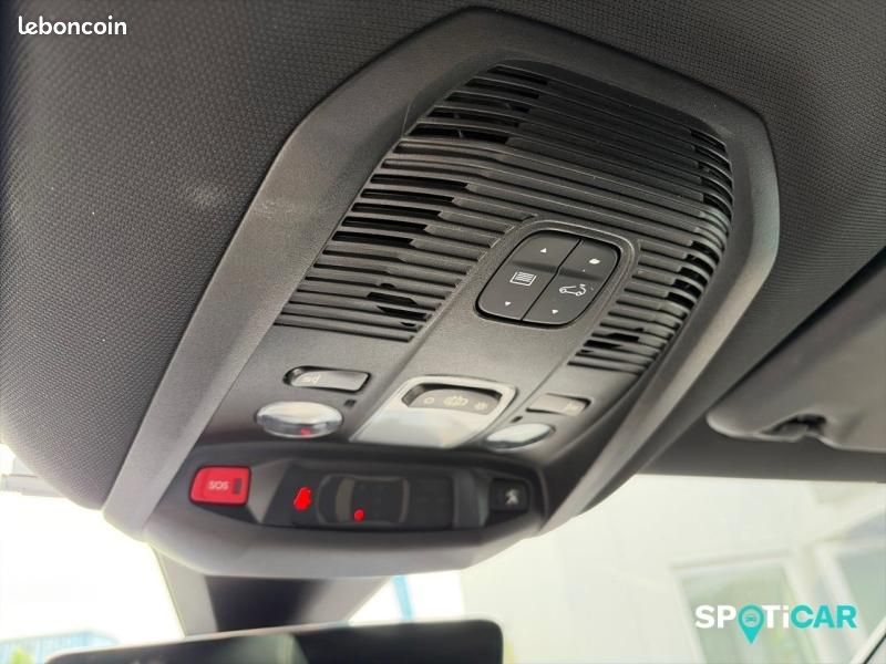 Peugeot 3008 HYBRID4 300ch GT Pack e-EAT8 (image 25)