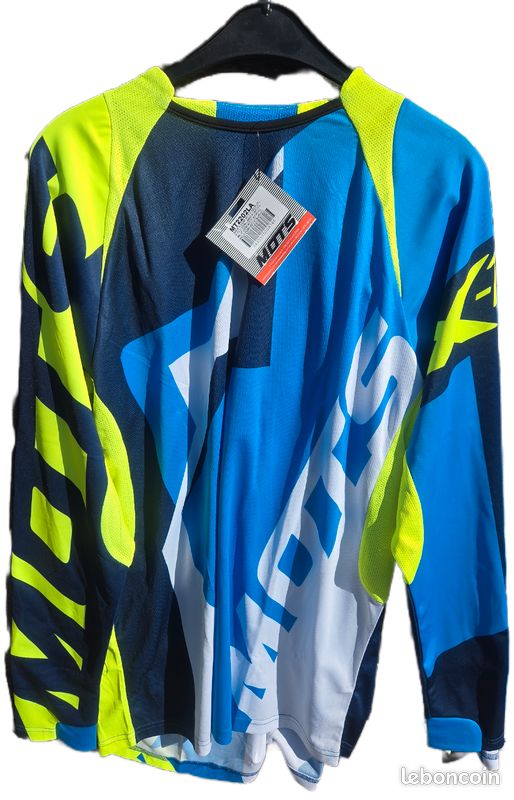 4 Maillots sport (image 3)