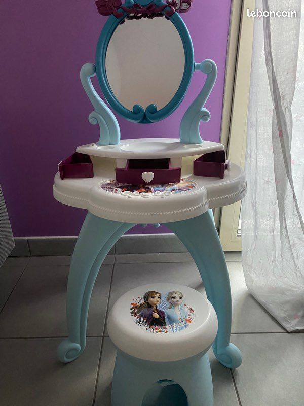 Coiffeuse (image 1)
