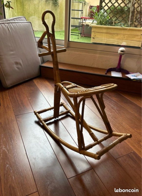 Cheval à bascule (image 4)