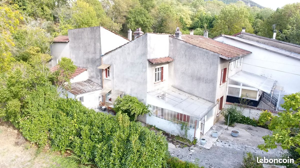 Maison 5 pièces 120 m² · à Ambérieu-en-Bugey · 120 m² · 159 000 €