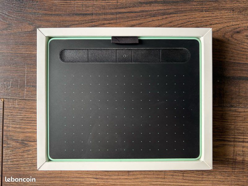 Tablette graphique Wacom Intuos Bluetooth (image 3)