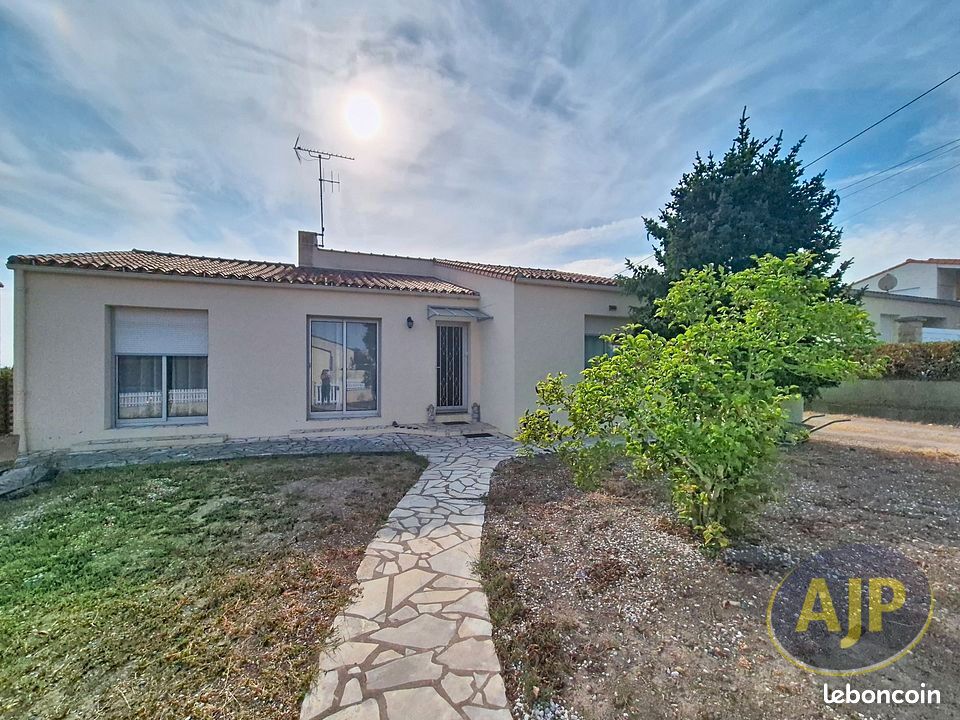 Maison 4 pièces 108 m² · à Montaigu-Vendée · 108 m² · 325 000 €