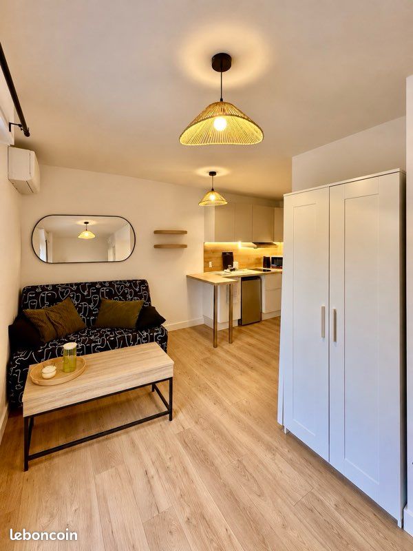 Appartement 1 pièce 17 m² · à Fréjus · 17 m² · 690 €/mois