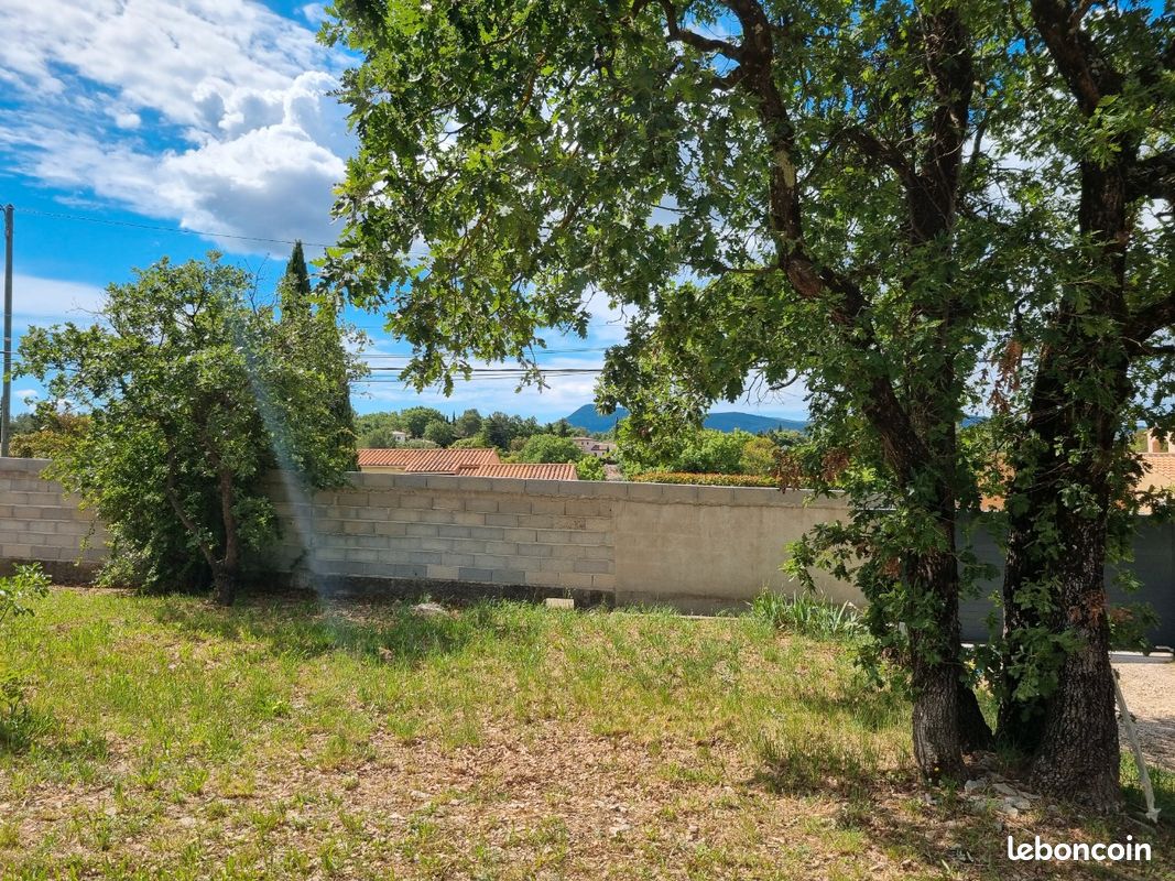 Terrain Garéoult particulier · 162 000 €