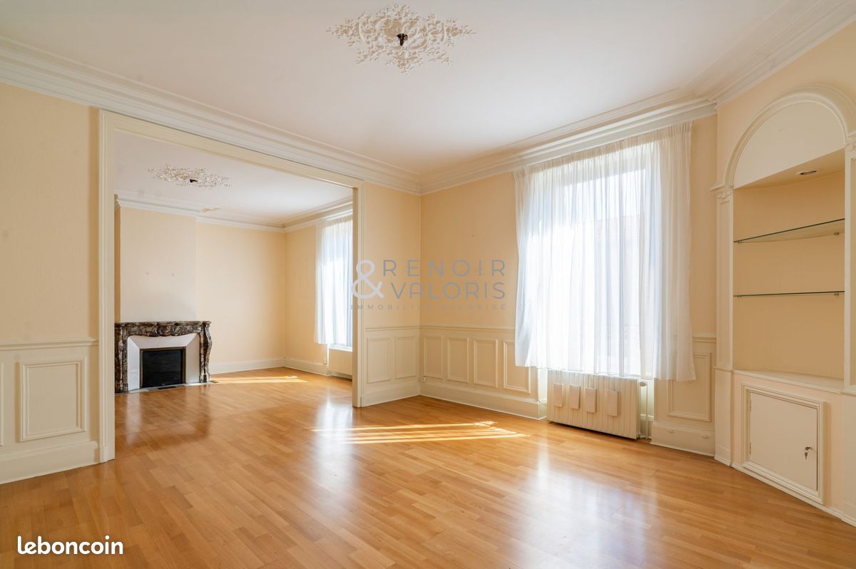 Appartement 10 pièces 224 m² · à Nancy · 224 m² · 350 000 €
