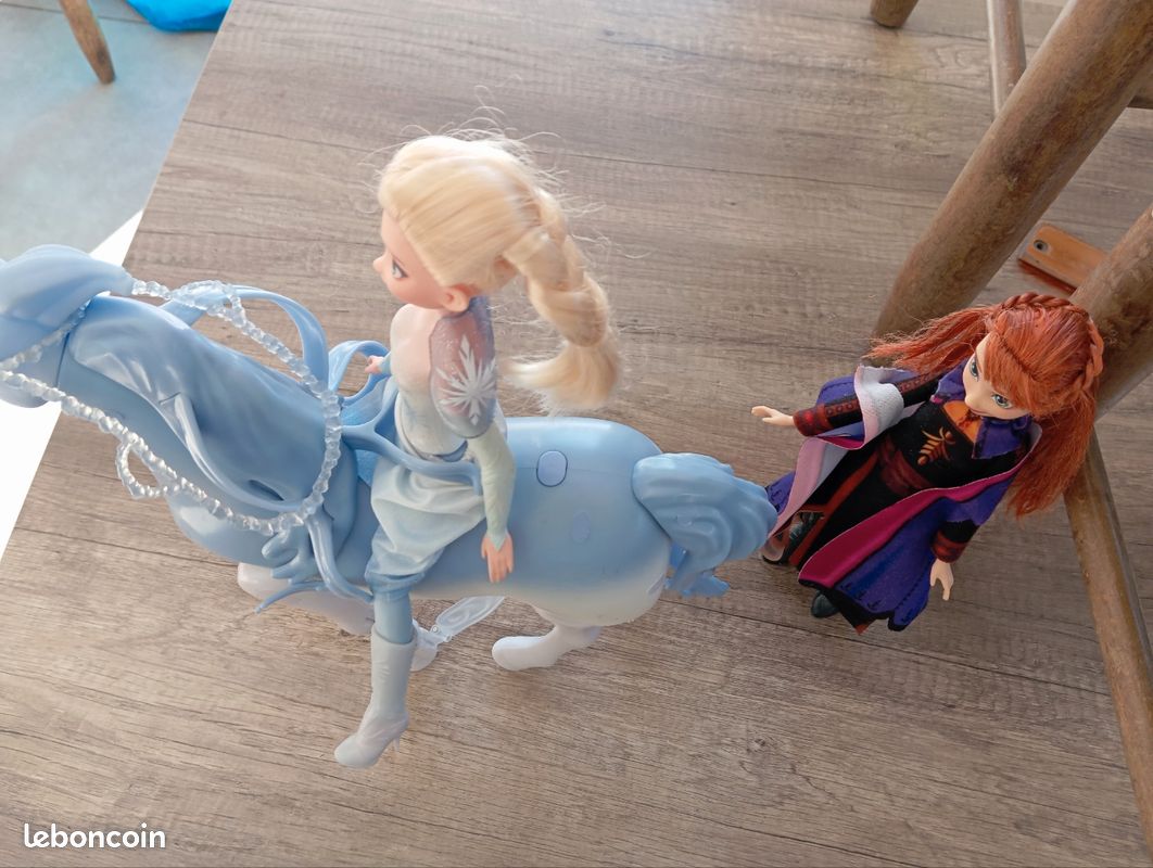 Barbie reine des neiges Elsa et anna et cheval (image 4)