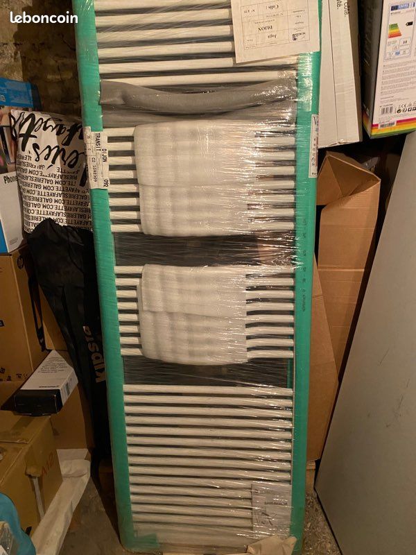 Grand radiateur sèche serviette (image 2)