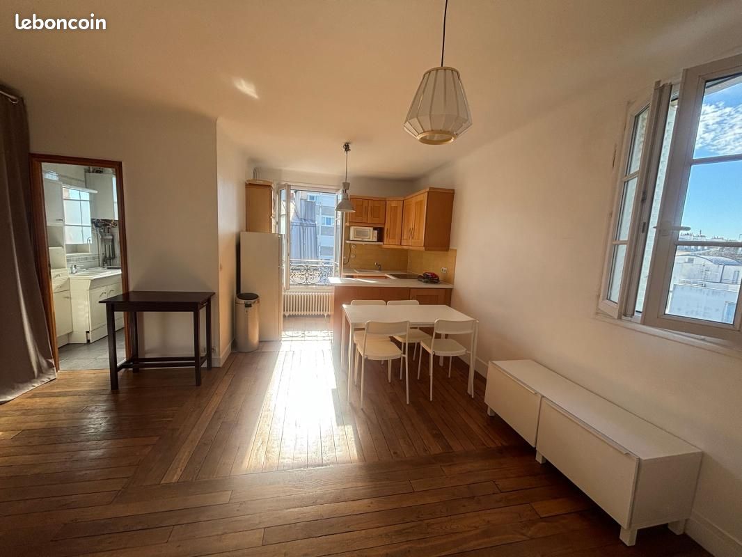 Appartement 2 pièces 38 m² · à Paris · 38 m² · 349 000 €