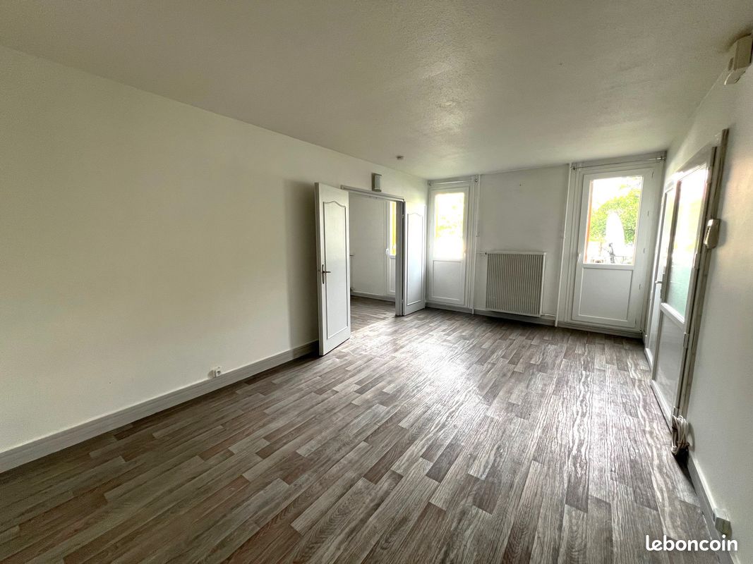 Appartement a louer garges-les-gonesse - 2 pièce(s) - 43 m2 - Surfyn