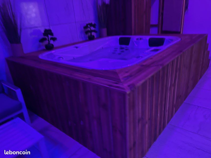 Chambre privatif spa sauna (image 2)