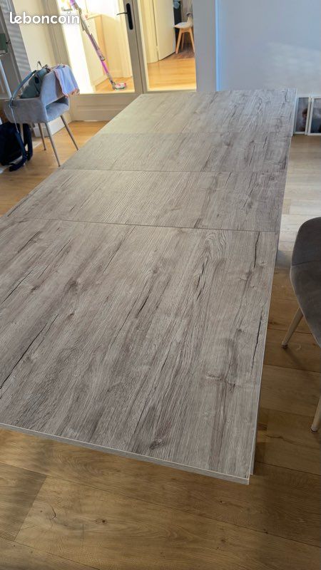 Table a manger extensible (image 1)