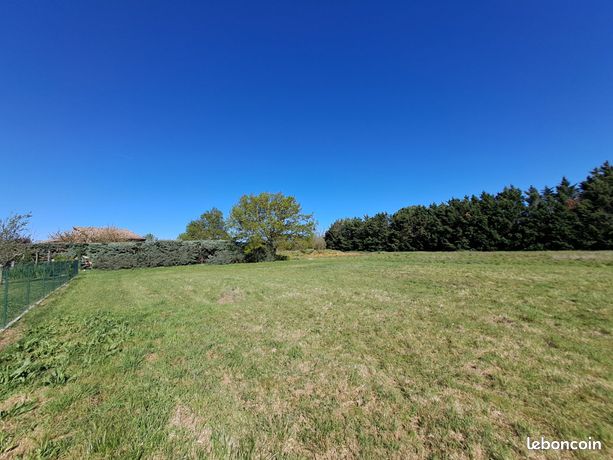 Terrain 1020 m² Tarabel