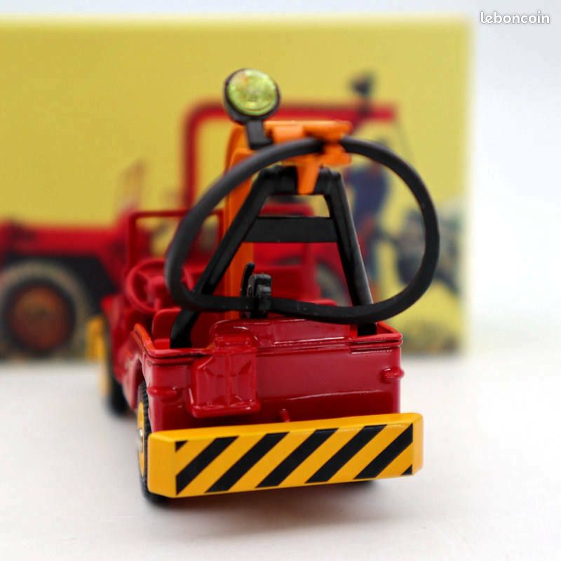 Kit Miniature Dinky Toys 1/43 - Land Rover Dépaneuse - Rouge - Comme Neuve