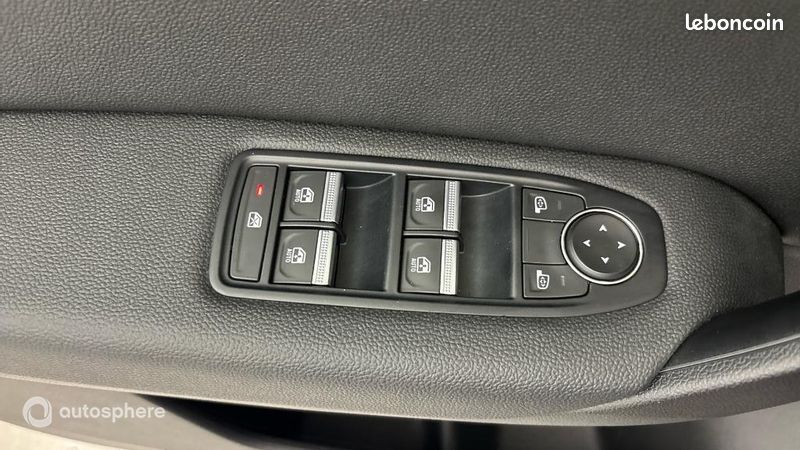 Renault Captur 1.3 TCe mild hybrid 140ch Techno (image 28)