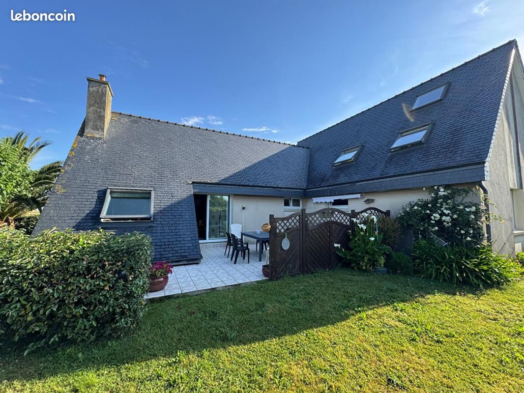 Maison 7 pièces 164 m² · à Plougoulm · 164 m² · 273 000 €