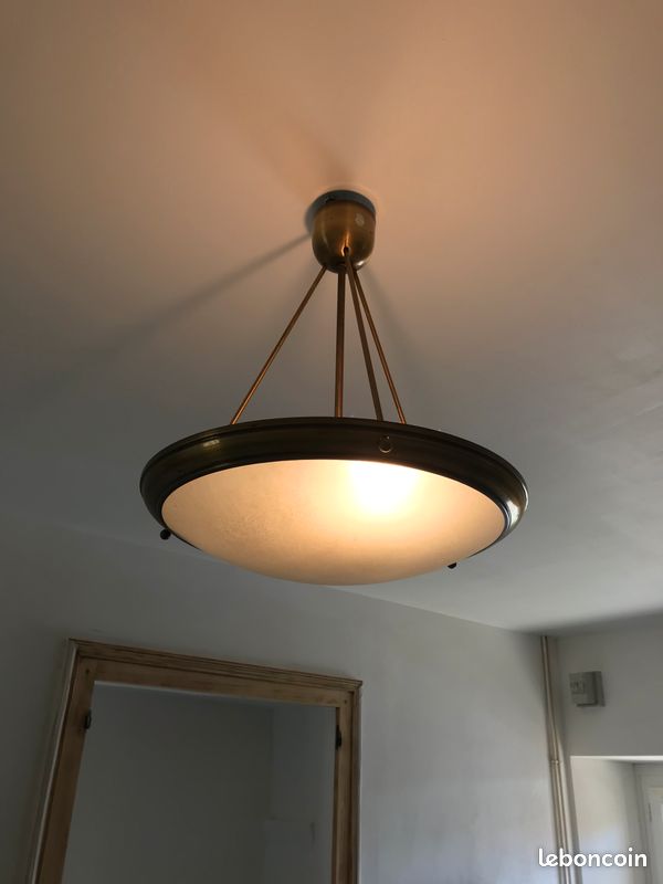 Lustre (image 1)