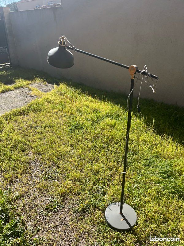 Vend lampe style industriel (image 2)