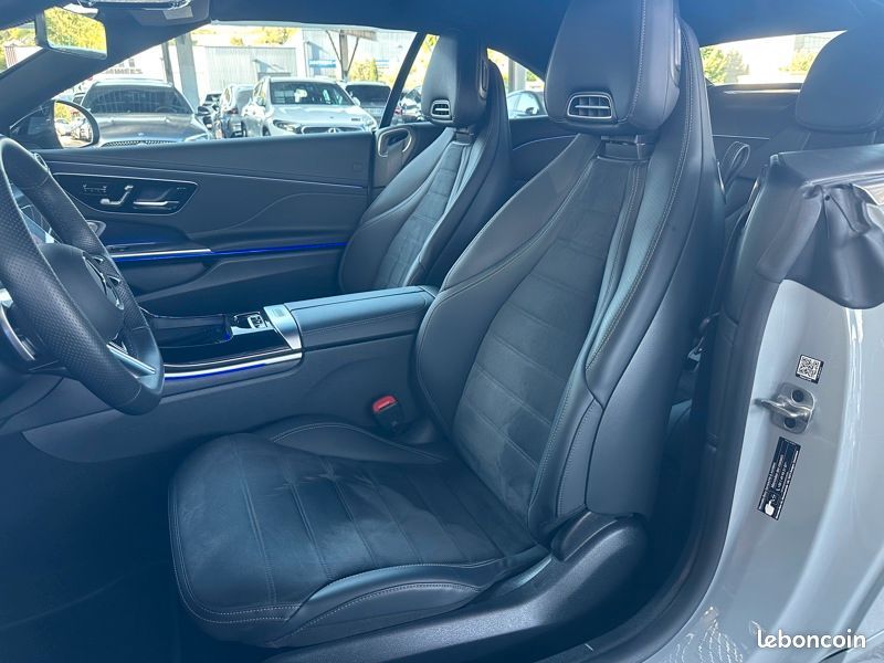 Mercedes CLE Cabriolet 450 4MATIC AMG Line (image 14)