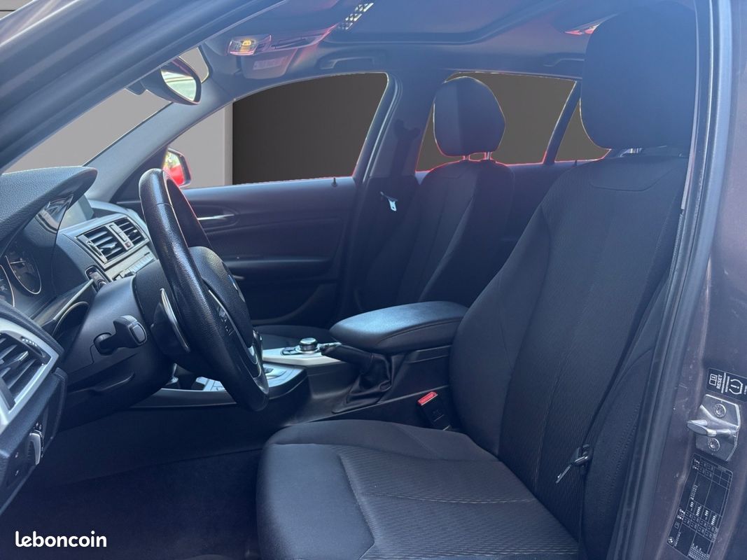 BMW SERIE 1 F20 125i 218 ch bva8 Lounge Plus Radars avants arrières entretien complet BMW Garantie 12 mois (image 6)