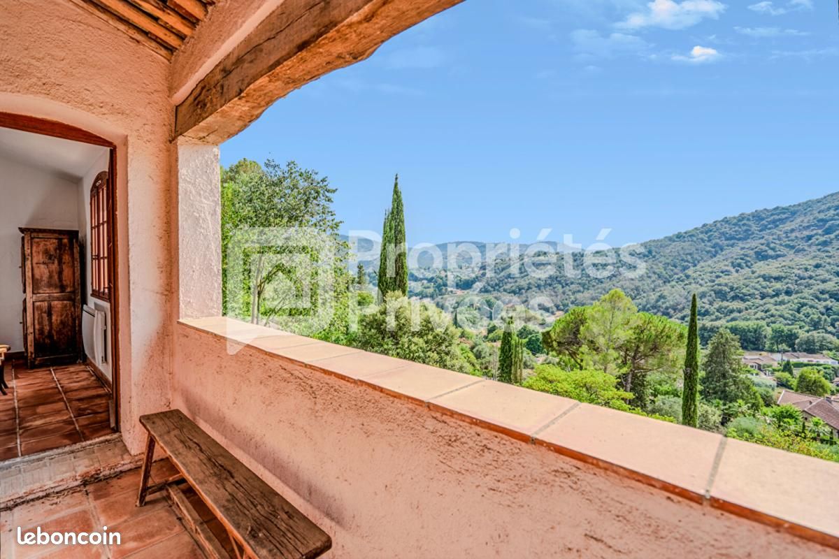 Maison 6 pièces 162 m² · à Auribeau-sur-Siagne · 162 m² · 699 000 €