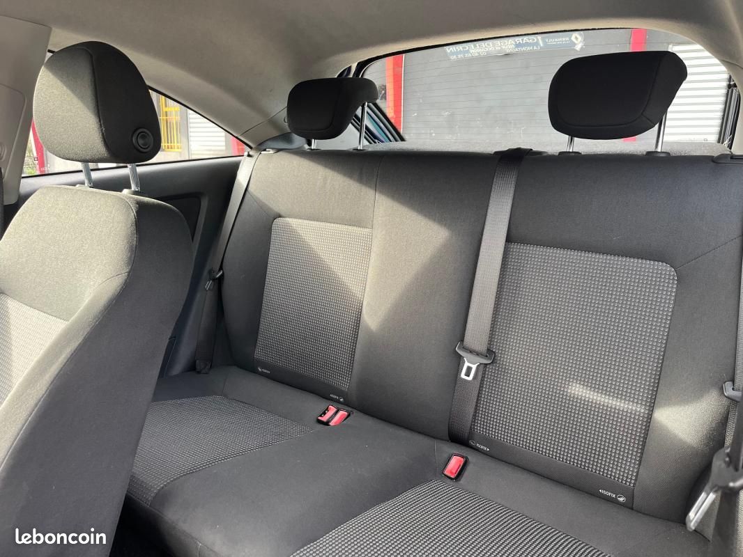 Opel Corsa 1.2 - 80 Twinport Essentia (image 9)