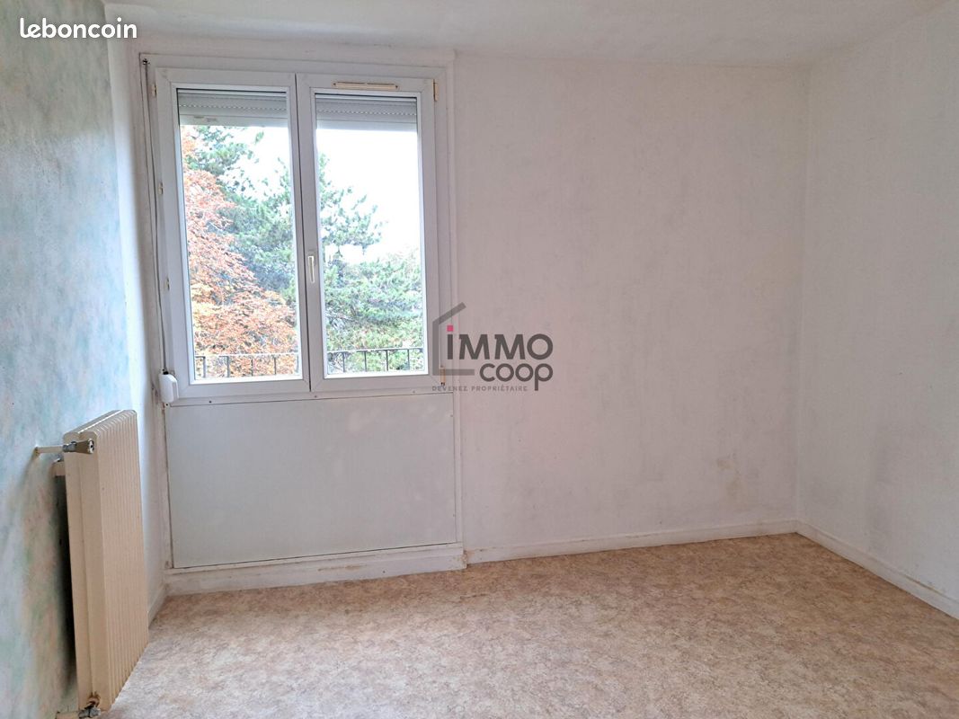 Appartement 3 pièces 79 m² · à Reims · 79 m² · 90 000 €