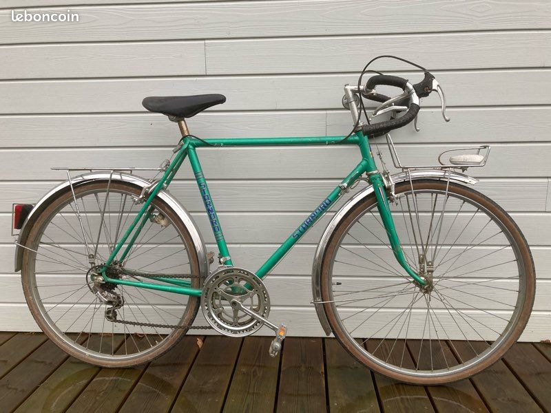 Selle velo vintage LIONRONE 71 radonneuse Cuire ancien vélo