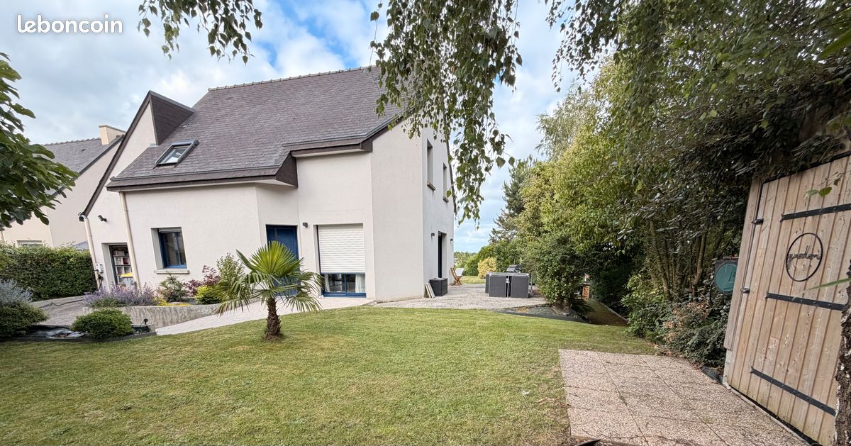 Maison 6 pièces 116 m² · à Bourgbarré · 116 m² · 369 000 €