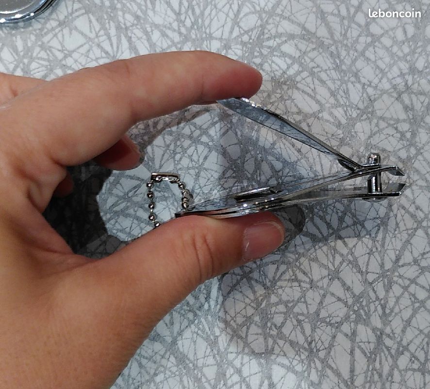 Coupe-ongles/décapsuleur en métal à décorer (image 4)