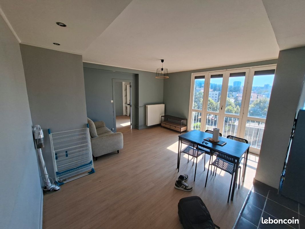 Appartement 2 pièces 45 m² · à Saint-Étienne · 45 m² · 670 €