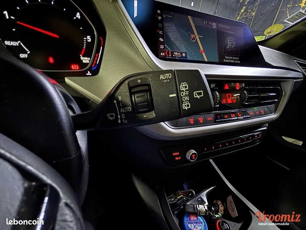 Bmw Serie 1 1.5 116 D 115 cv LOUNGE DKG-7 I CARPLAY - CAMERA DE RECUL (image 27)