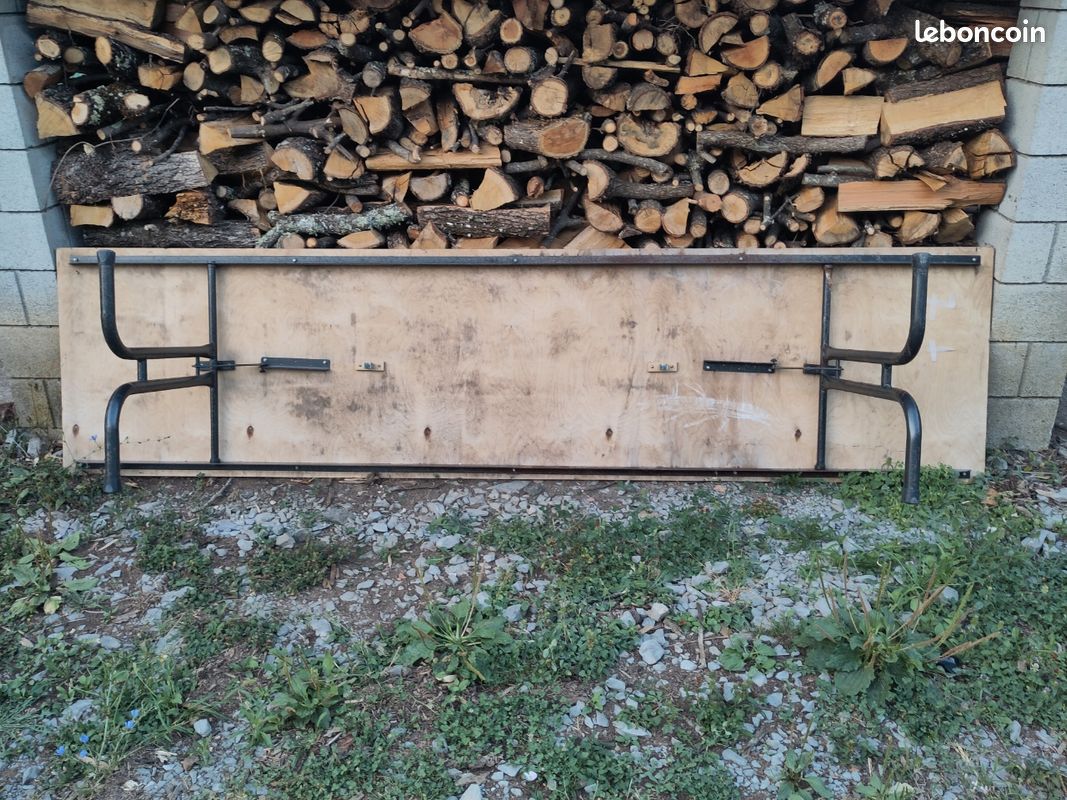Grand table pliable pour évènement ou jardin (image 3)