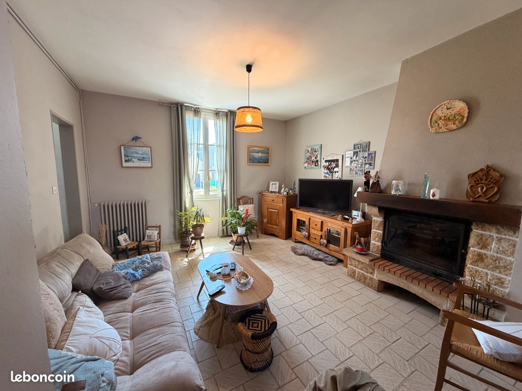 Maison 5 pièces 137 m² · à Saint-Pierre-des-Corps · 137 m² · 320 000 €