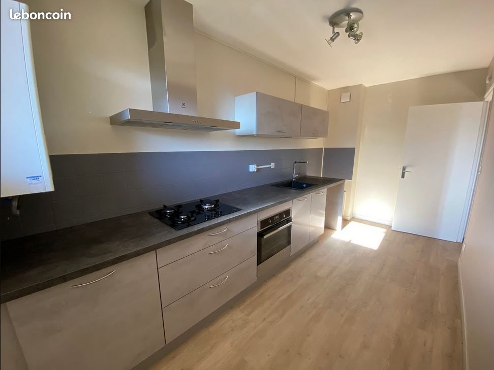 Appartement 2 pièces 46 m² · au Pont-de-Claix · 46 m² · 670 €/mois