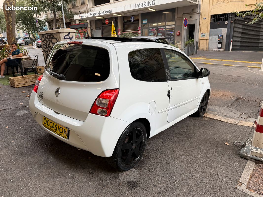 Renault twingo ii 1.2 75 2009 (image 4)