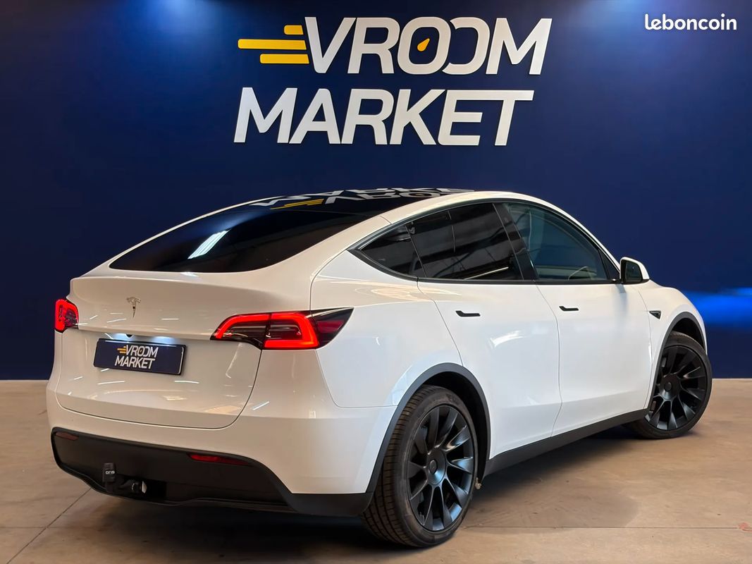TESLA Model Y Electrique 264 ch Standard - 2022 - 58 500 km - Mode sentinelle - Attelage (image 3)