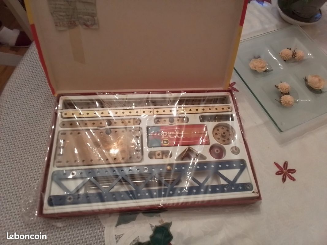 Boîte de meccano n4a (image 2)