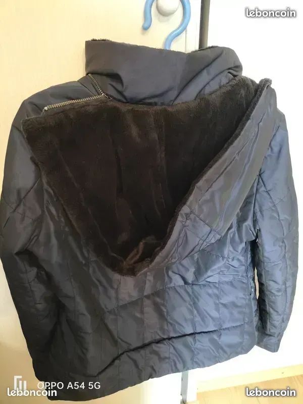 Une veste femme "ADOLFO DOMINGUEZ" T38 TBE (image 3)