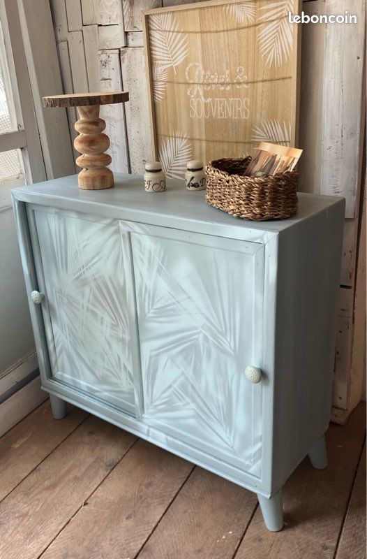 Buffet ou meuble de rangement en bois (image 2)