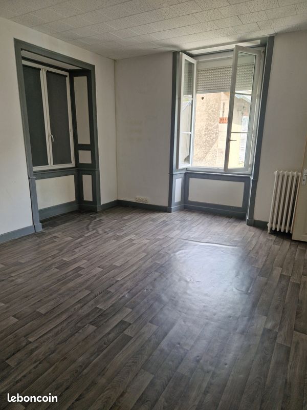 Appartement 2 pièces 56 m² · à Guéret · 56 m² · 430 €/mois