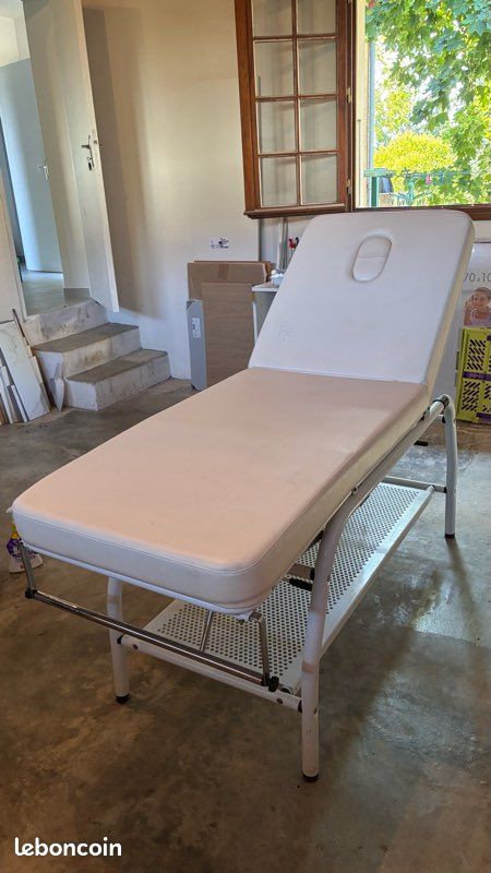 Table de massage / d’examen (image 1)