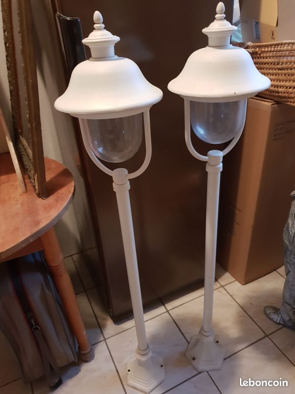 Lampadaires et appliques extérieurs (image 1)