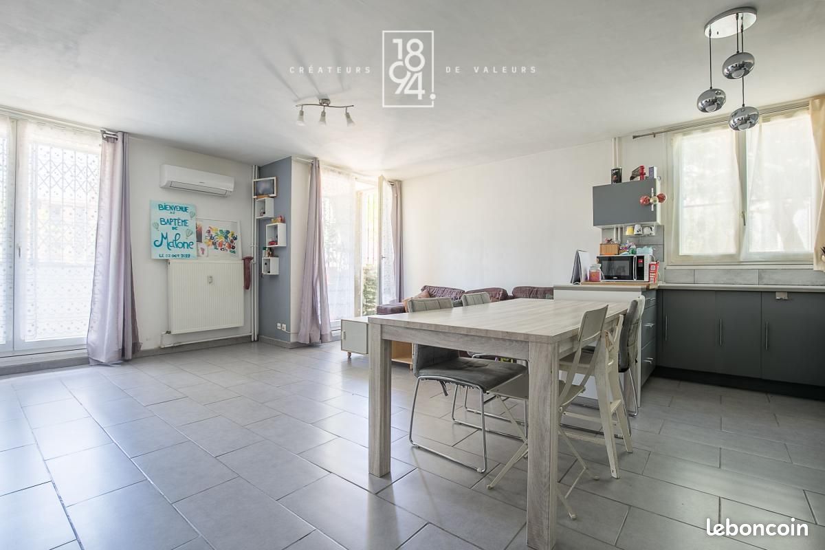 Appartement 4 pièces 82 m² · à Marseille · 82 m² · 175 000 €
