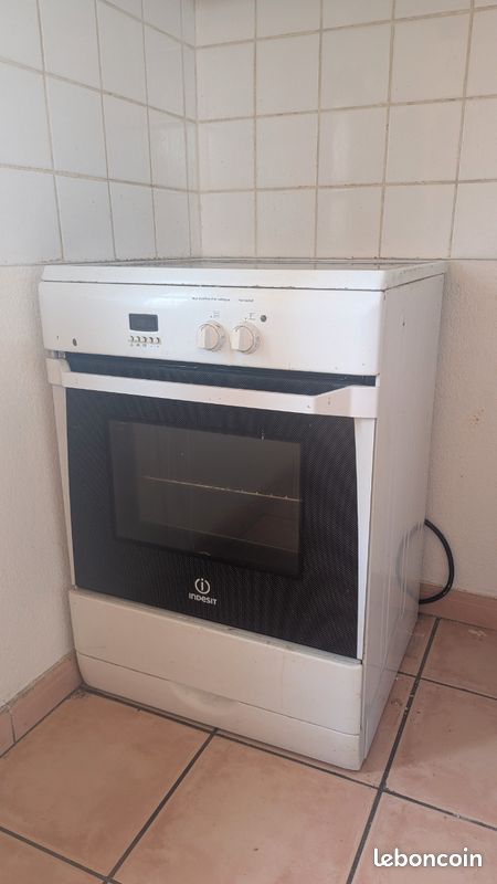 [URGENT] Grande vente mobilier & électroménager — Cause déménagement à l'étranger (image 5)