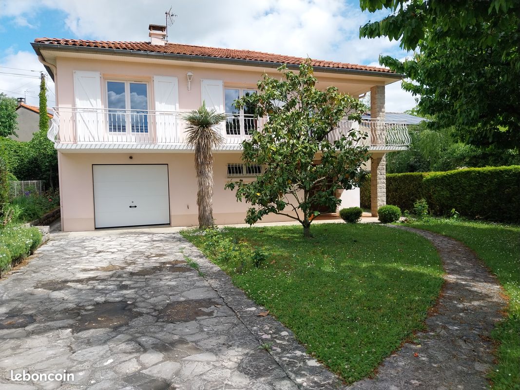 Maison 5 pièces 136 m² · à Millau · 136 m² · 345 000 €